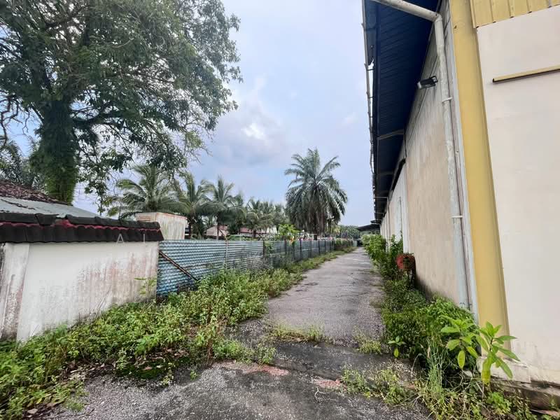 Factory for Sale in Taman Sri Langkap (Changkat Jong) - Ainsley Thong - Exterior - PropertyGuru.com.my