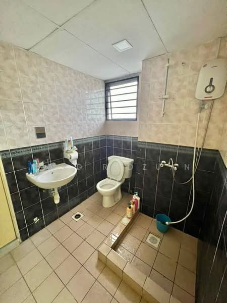 Kondominium untuk Dijual di Venice Hill - Mohd Ridzuan - Bathroom - PropertyGuru.com.my