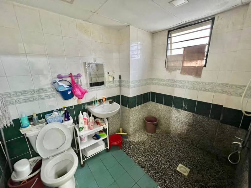 Kondominium untuk Dijual di Venice Hill - Mohd Ridzuan - Bathroom - PropertyGuru.com.my