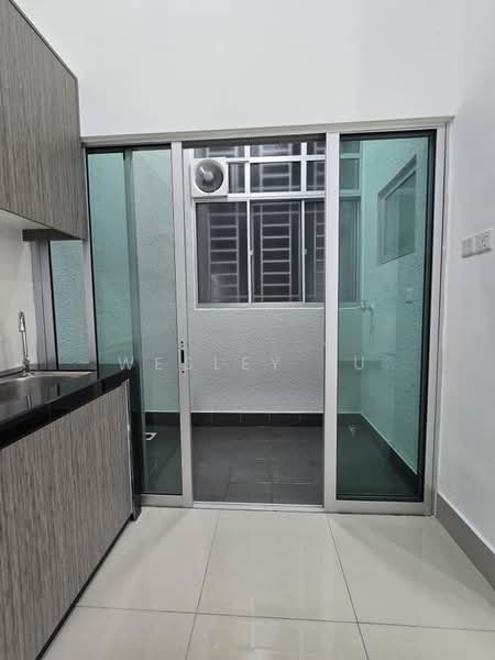 Service Residence for Sale at Serviced Residence @ Razak City Residences (RC Residences) - Wesley Fu - Kitchen - PropertyGuru.com.my