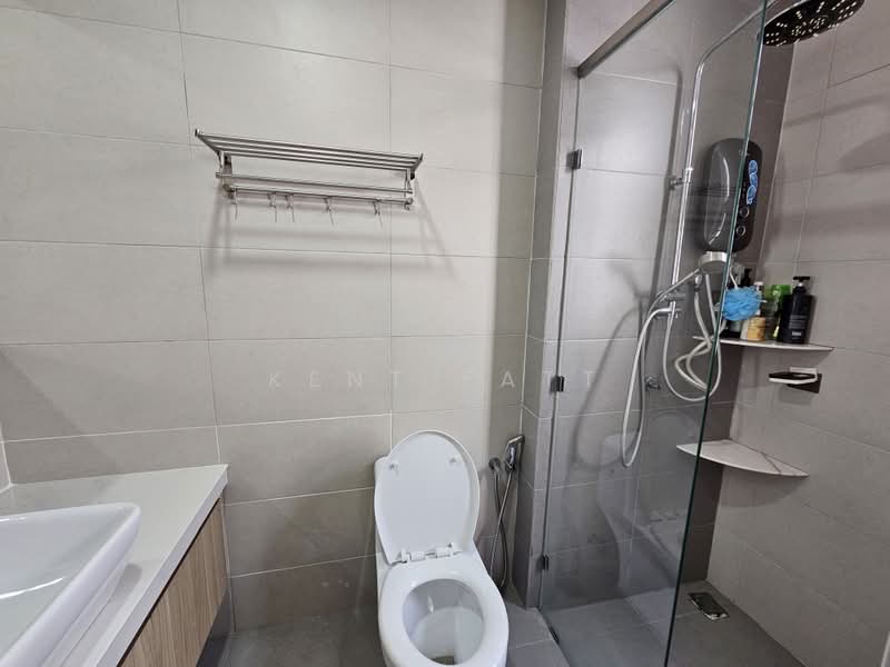 Condominium for Sale at Casa Green Condominium - Kent Fatt - Bathroom - PropertyGuru.com.my