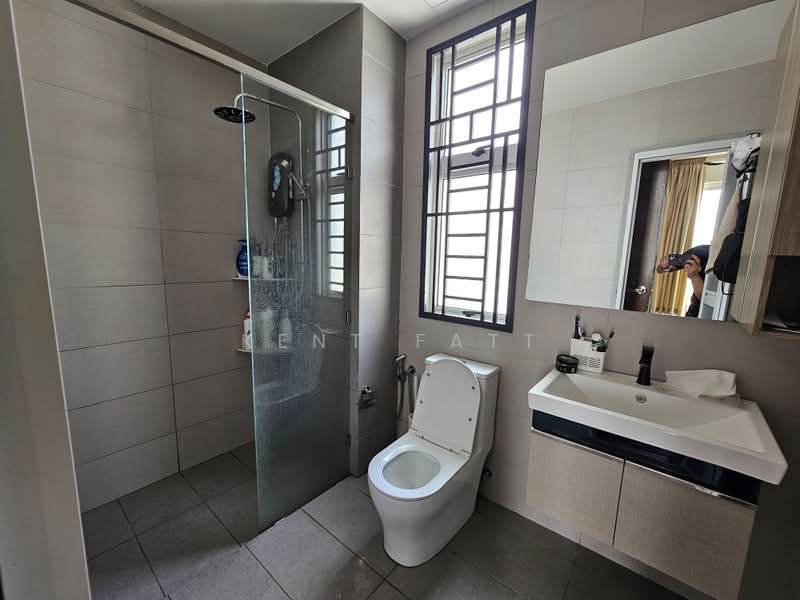 Condominium for Sale at Casa Green Condominium - Kent Fatt - Bathroom - PropertyGuru.com.my