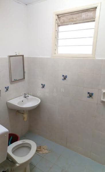 Apartment for Sale at Sri Cempaka (Taman Wawasan) - Chan Chong Liang - Bathroom - PropertyGuru.com.my