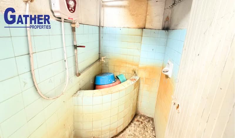 1-storey Terraced House for Sale in Ipoh (Perak) - Ainsley Thong - Bathroom - PropertyGuru.com.my