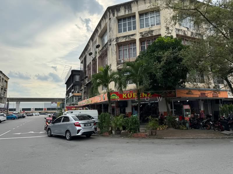 Shop for Rent in Pusat Bandar Puchong (Puchong) - Junbin Low - Exterior - PropertyGuru.com.my