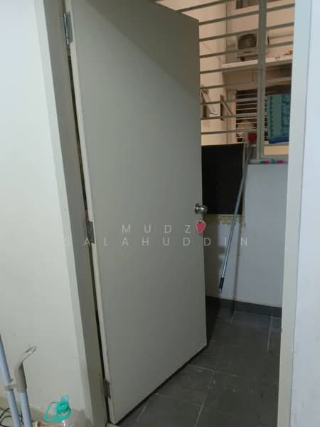 Servis Apartment untuk Disewa di Savanna Executive Suite @ Southville City - Mudz Salahuddin - Interior - PropertyGuru.com.my