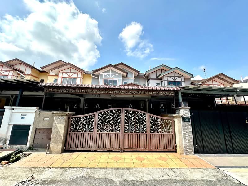 2-storey Terraced House for Sale in Taman Universiti Bangi (Kajang) - Izzah Alias - Exterior - PropertyGuru.com.my