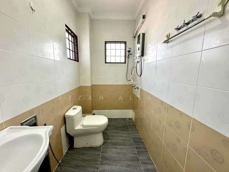 2-storey Terraced House for Sale in Taman Universiti Bangi (Kajang) - Izzah Alias - PropertyGuru.com.my