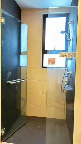 Kondominium untuk Disewa di Five Stones - Wendy Chua - Bathroom - PropertyGuru.com.my