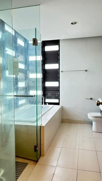 Kondominium untuk Disewa di Five Stones - Wendy Chua - Bathroom - PropertyGuru.com.my