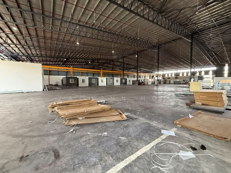 Warehouse for Sale in Pulau Indah Industrial Park (Pelabuhan Klang) - Zackinn Hoi - Interior - PropertyGuru.com.my