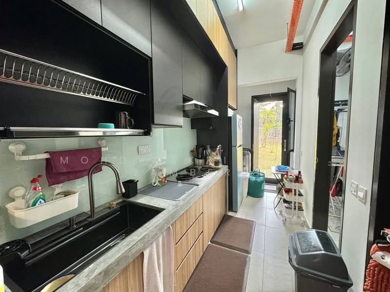 Terraced House for Sale in Bukit Jelutong (Shah Alam) - Mohd Zakri Mohd Zamberi - Kitchen - PropertyGuru.com.my