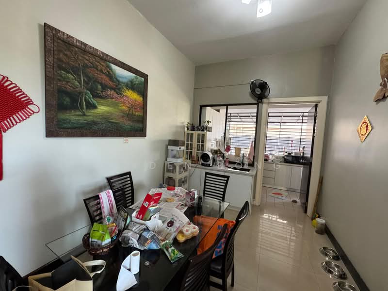 Semi-Detached House for Sale in Taman Aman Sari (Bandar Kinrara) - Kayden Bong - Dining Room - PropertyGuru.com.my