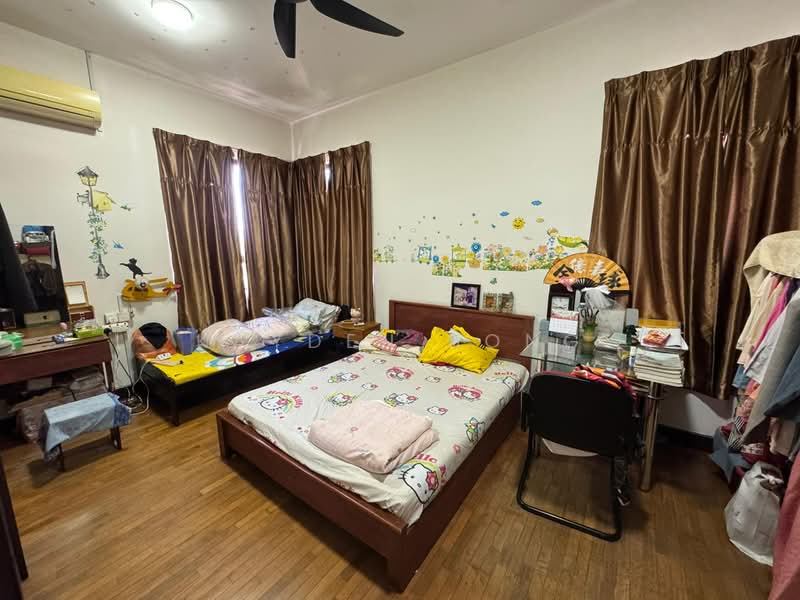 Semi-Detached House for Sale in Taman Aman Sari (Bandar Kinrara) - Kayden Bong - Bedroom - PropertyGuru.com.my