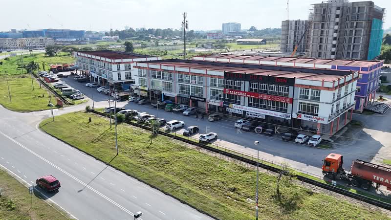 Shop for Sale in Kuching (Sarawak) - Sherene Kok - Exterior - PropertyGuru.com.my