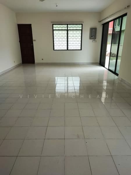 Rumah Berkembar untuk Dijual di George Town (Penang) - Vivien Cheah - Living Room - PropertyGuru.com.my