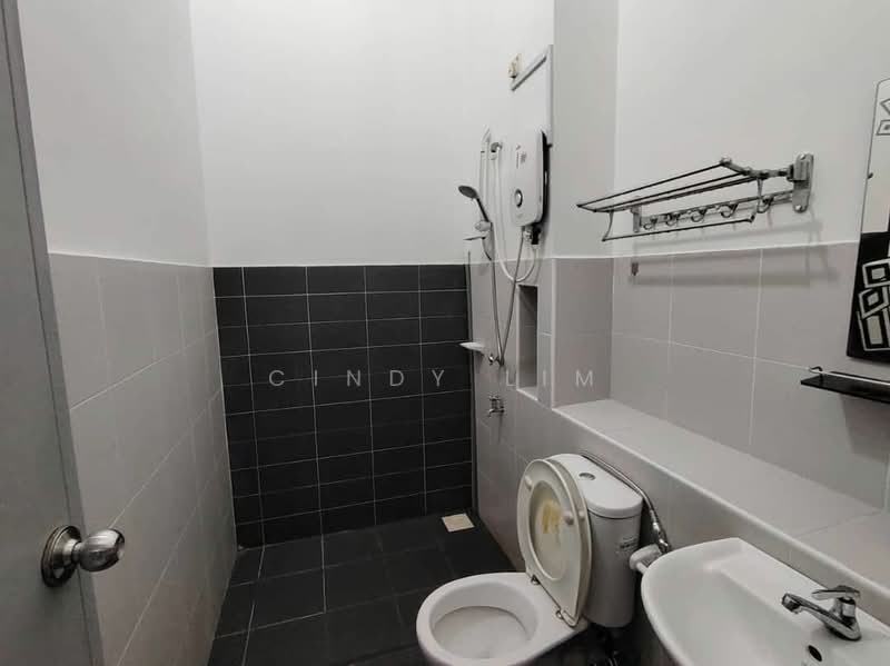 2-storey Terraced House for Sale in Setia Tropika (Johor Bahru) - Cindy Lim - Bathroom - PropertyGuru.com.my