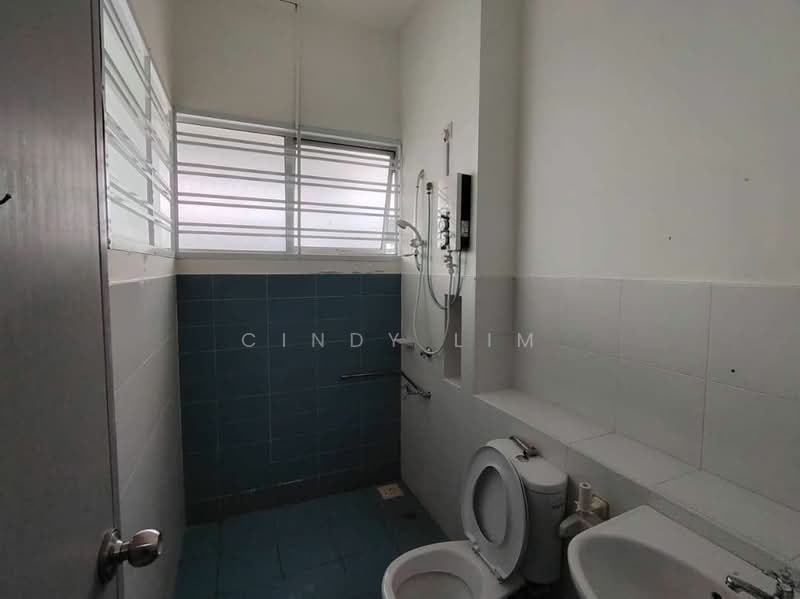 2-storey Terraced House for Sale in Setia Tropika (Johor Bahru) - Cindy Lim - Bathroom - PropertyGuru.com.my