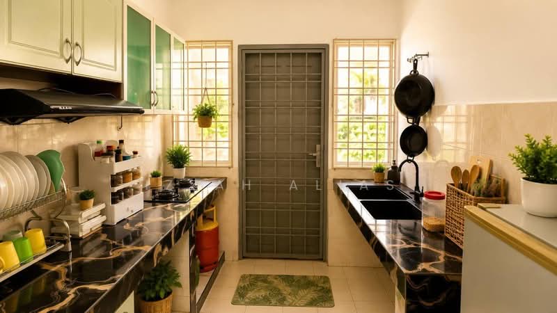 2-storey Terraced House for Sale in Bandar Sunway (Sunway) - Izzah Alias - PropertyGuru.com.my