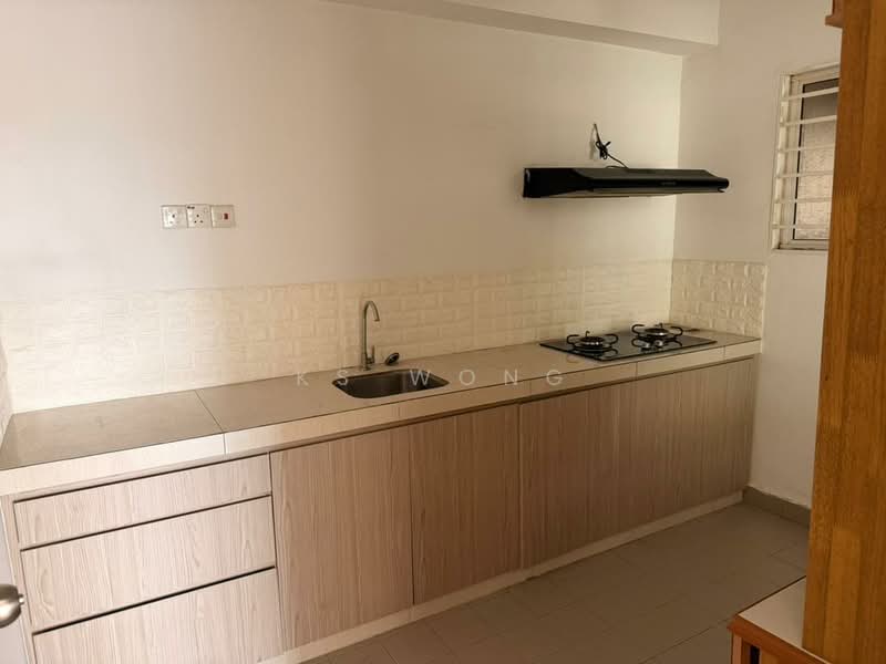 Kondominium untuk Dijual di Casa Tropika - KS Wong - Kitchen - PropertyGuru.com.my