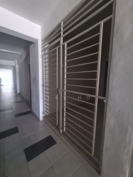 Kondominium untuk Dijual di Goodfields Residence (Pangsapuri Bukit Minyak Permai) - Alex Ho - Corridor - PropertyGuru.com.my