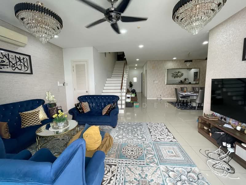 Rumah Bandar untuk Dijual di Desa Melawati (Setapak) - Ibrahim Iderus - Living Room - PropertyGuru.com.my