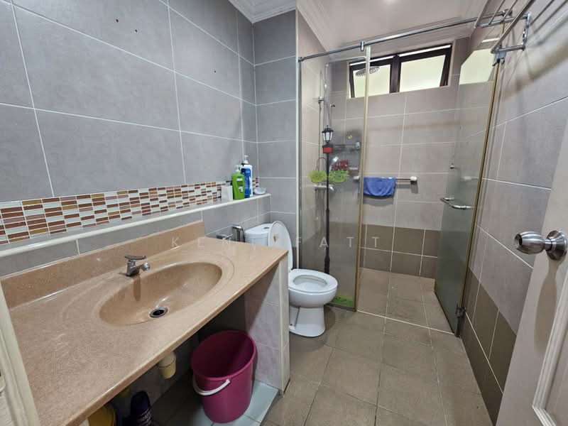 Kondominium untuk Dijual di Vila Banyan - Kent Fatt - Bathroom - PropertyGuru.com.my
