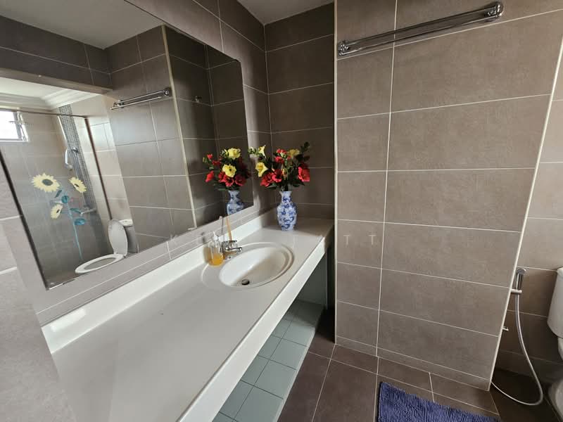Kondominium untuk Dijual di Vila Banyan - Kent Fatt - Bathroom - PropertyGuru.com.my
