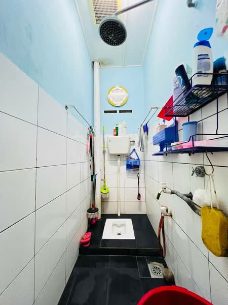 Rumah Teres 1 Tingkat untuk Dijual di Bandar Kinrara Seksyen 1 (Bandar Kinrara) - Yasmin Sulaiman - Bathroom - PropertyGuru.com.my