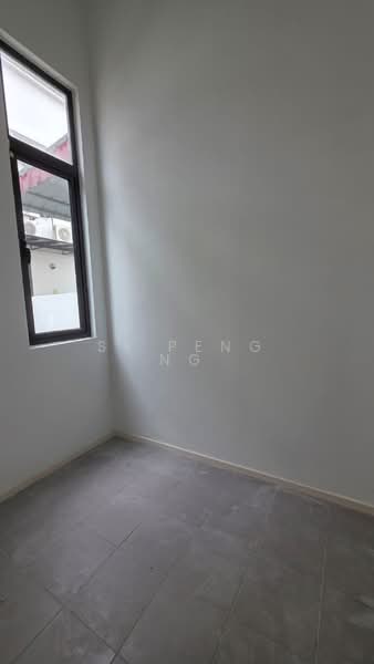 3-storey Terraced House for Sale in Taman Bukit Serdang (Seri Kembangan) - Si Peng Ng - Interior - PropertyGuru.com.my