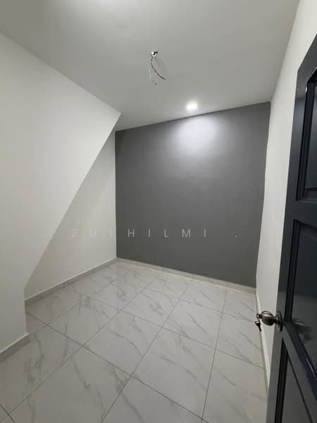 1-storey Terraced House for Sale in Taman Universiti (Skudai) - ZULHILMI . - PropertyGuru.com.my