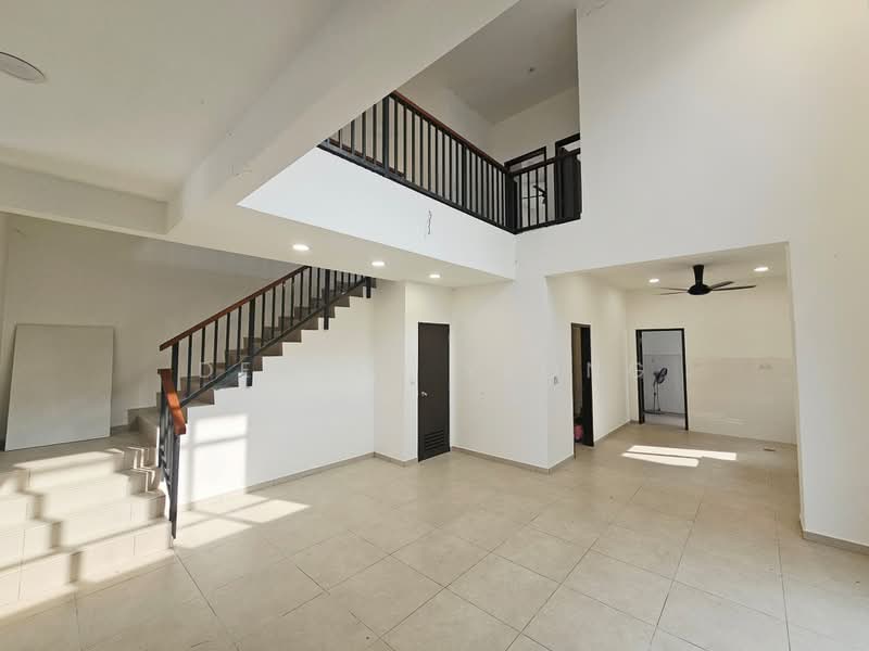 Cluster House for Rent in Setia Ecohill (Semenyih) - Dexter Yeong - Living Room - PropertyGuru.com.my