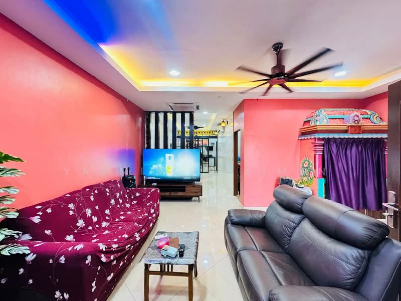 Rumah Teres 1 Tingkat untuk Dijual di Puchong (Selangor) - Yasmin Sulaiman - Living Room - PropertyGuru.com.my
