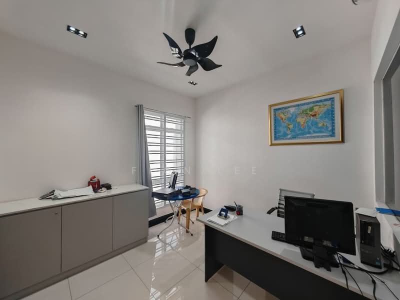 Cluster House for Sale in Setia Tropika (Johor Bahru) - Fion Lee - Study - PropertyGuru.com.my