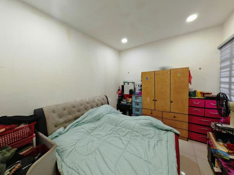 Cluster House for Sale in Setia Tropika (Johor Bahru) - Fion Lee - Bedroom - PropertyGuru.com.my