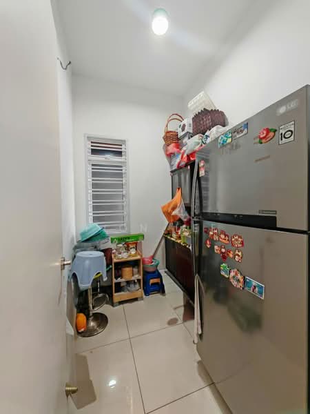 Cluster House for Sale in Setia Tropika (Johor Bahru) - Fion Lee - Kitchen - PropertyGuru.com.my