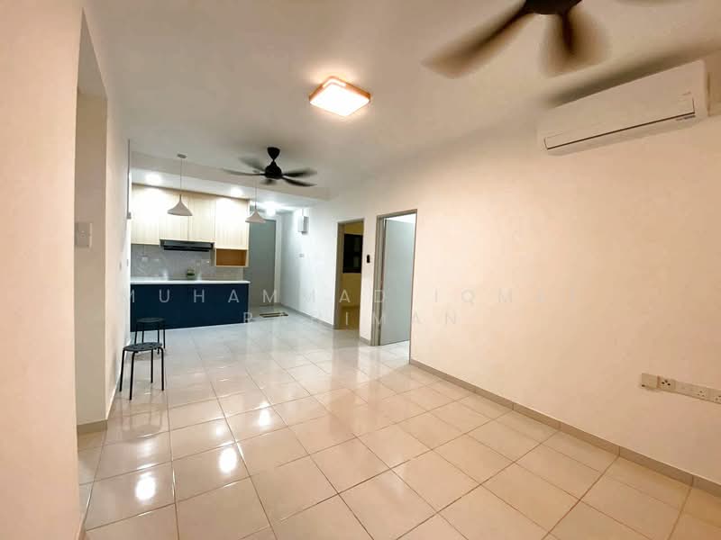 Servis Apartment untuk Dijual di Residensi Mutiara Kajang 2 - Muhammad Iqmal Rahiman - Living Room - PropertyGuru.com.my