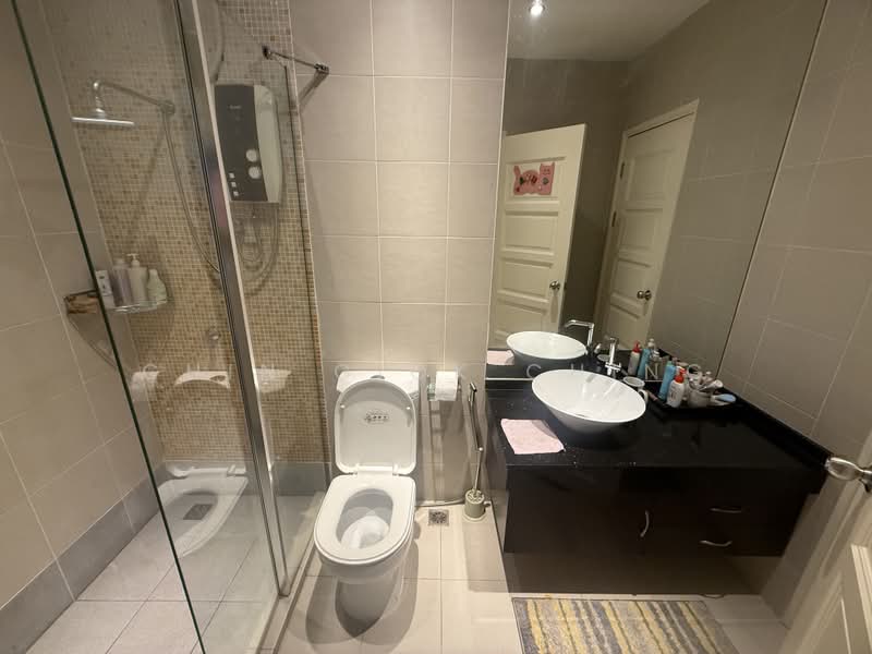 Kondominium untuk Dijual di Jesselton Condominium - Chin Giok Ching - Bathroom - PropertyGuru.com.my