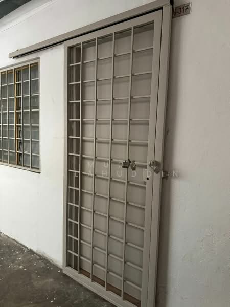 Apartment for Sale at Apartment Idaman - Mudz Salahuddin - Exterior - PropertyGuru.com.my