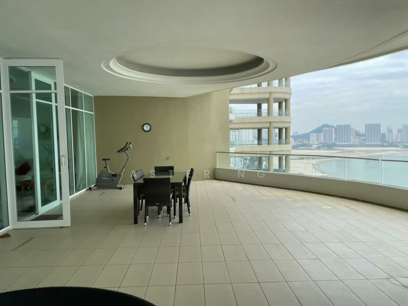 Kondominium untuk Disewa di 8 Gurney (The Shore Condominium) - Aster Ng - Balcony - PropertyGuru.com.my