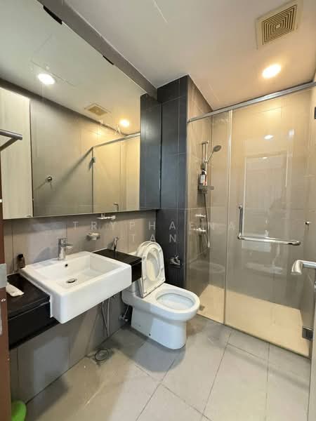 Servis Apartment untuk Disewa di Imperia - Tryphaena Tan - Bathroom - PropertyGuru.com.my
