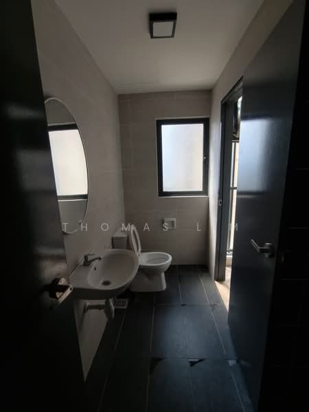 Service Residence for Rent at Imperial / Cornell Suites @ EduSentral - Thomas Lim - Bathroom - PropertyGuru.com.my