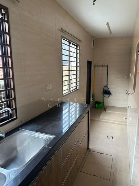 Rumah Teres 2-Tingkat untuk Dijual di Bandar Kinrara Seksyen 6 (Bandar Kinrara) - Derrick Chong - Kitchen - PropertyGuru.com.my