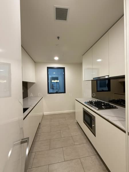 Servis Apartment untuk Disewa di TRX Residences - Adrian Ng - Kitchen - PropertyGuru.com.my