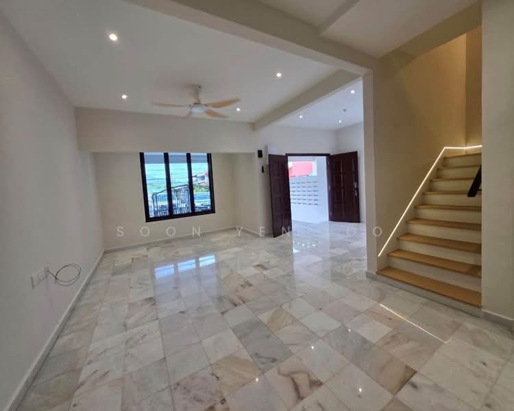 Terraced House for Sale in Kuantan (Pahang) - Soon Yen Loo - Living Room - PropertyGuru.com.my