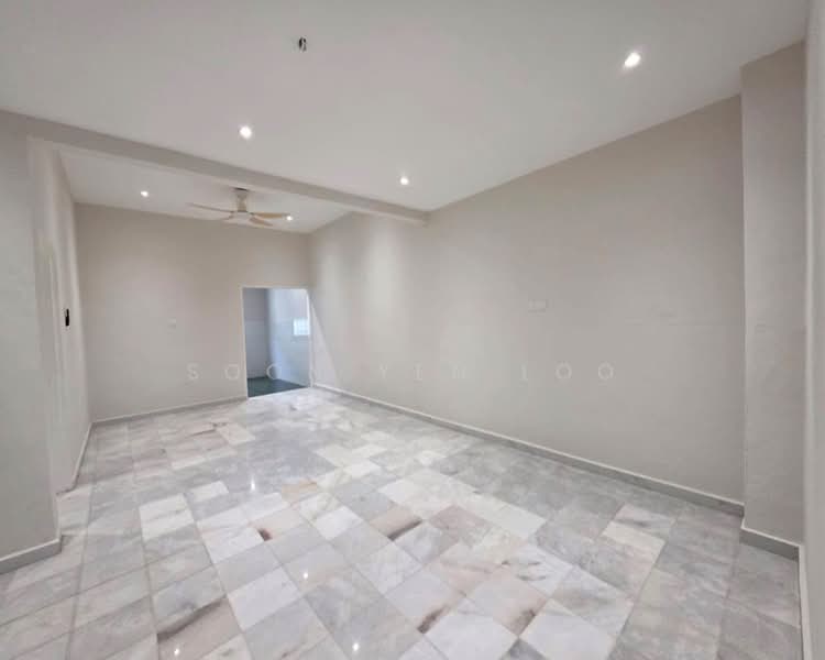 Terraced House for Sale in Kuantan (Pahang) - Soon Yen Loo - Living Room - PropertyGuru.com.my