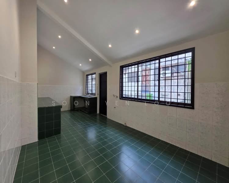 Terraced House for Sale in Kuantan (Pahang) - Soon Yen Loo - Kitchen - PropertyGuru.com.my