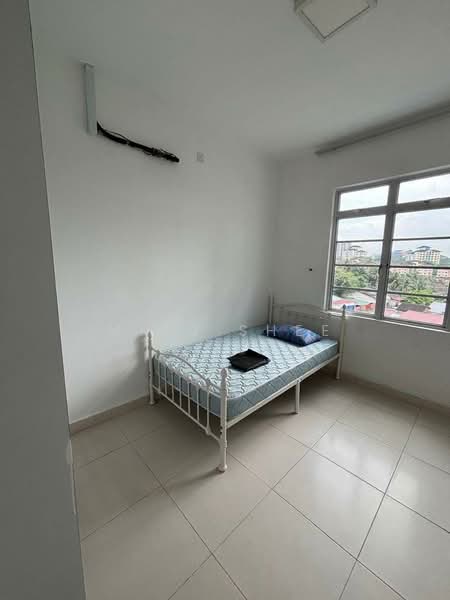 Apartment for Rent at D' Larkin Residence - Miss Shee - Bedroom - PropertyGuru.com.my