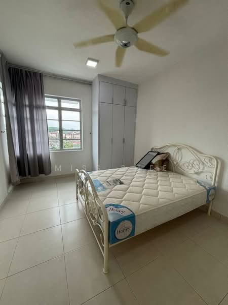 Apartment for Rent at D' Larkin Residence - Miss Shee - Bedroom - PropertyGuru.com.my