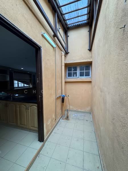 2-storey Terraced House for Sale in Bandar Bukit Puchong (Puchong) - Chong Shun Kae - Kitchen - PropertyGuru.com.my